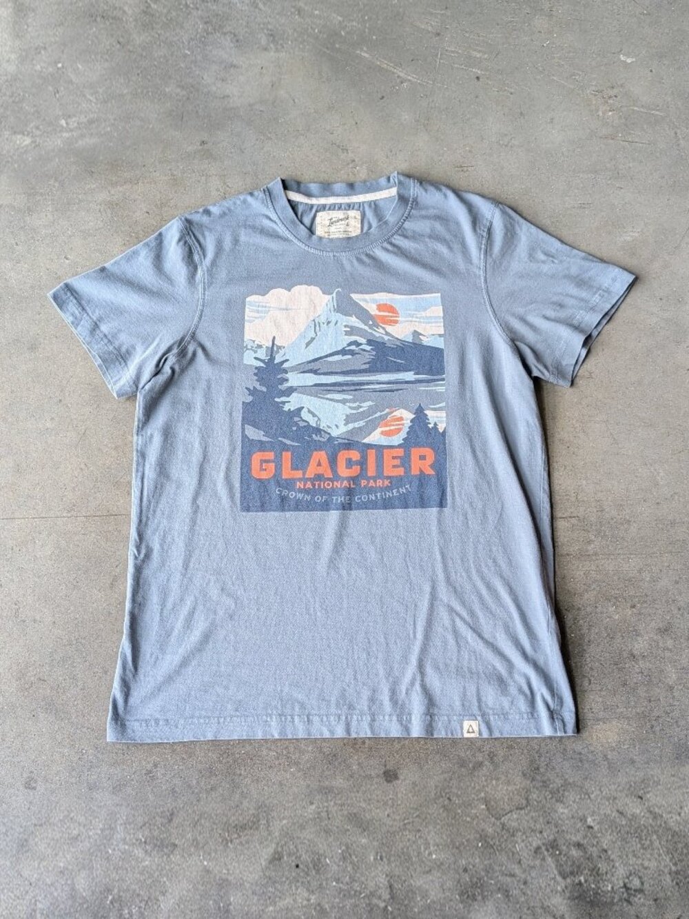 The Landmark Project Glacier National Park Short Sleeve Graphic Tee medium